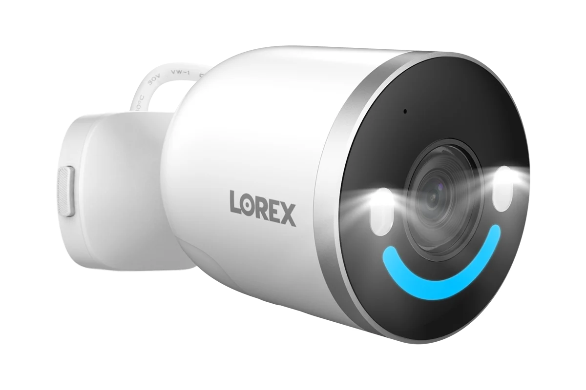 Lorex 4K Spotlight Indoor/Outdoor Wi-Fi 6 Security Camera with White Smart Security Lighting (32GB) - Amazon